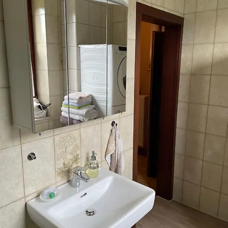 Kochgaranas בית נופש *